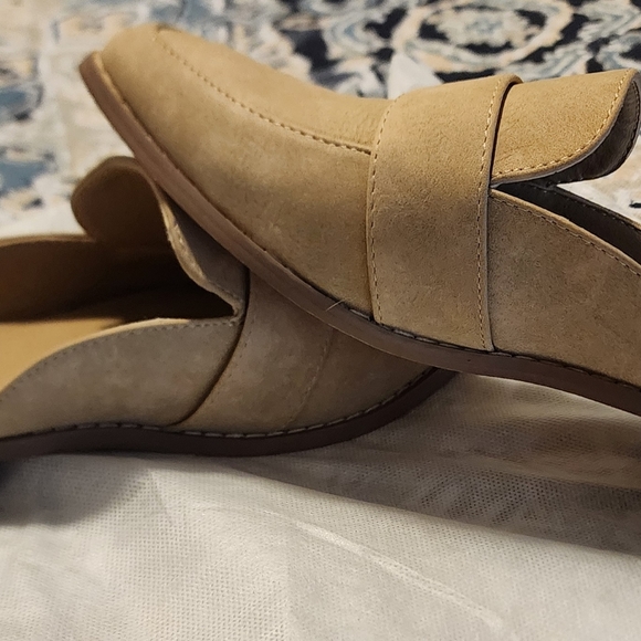 *Brand New*Women's T&G suede mules - Picture 9 of 9